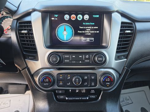 Used 2019 Chevrolet Tahoe LS w/ Enhanced Driver Alert Package RWD image 26