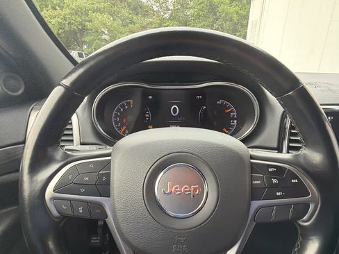 Used 2022 Jeep Grand Cherokee Laredo X AWD/4WD image 22