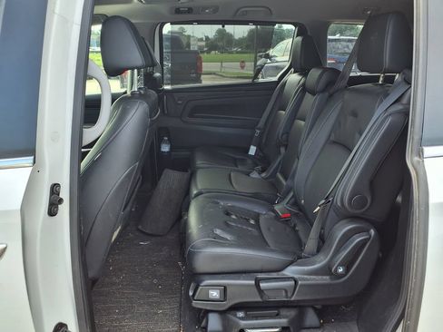 Used 2023 Honda Odyssey Touring image 12