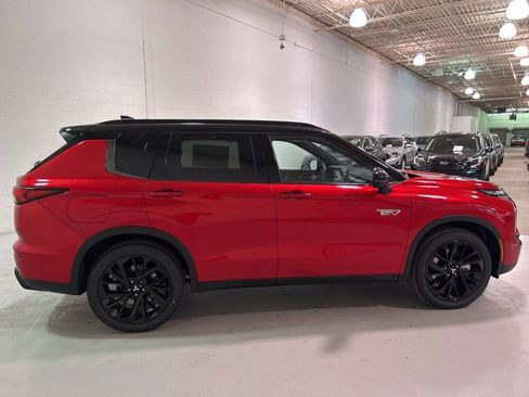 New 2025 Mitsubishi Outlander SEL Black Edition image 8
