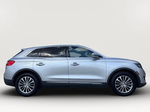Used 2016 Lincoln MKX Select w/ Select Plus Package FWD image 7