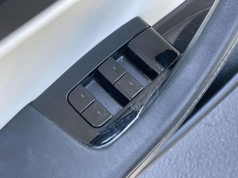 Used 2019 Tesla Model 3 Long Range AWD/4WD image 17