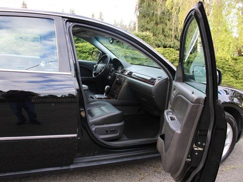 Used 2005 Ford Five Hundred Limited AWD/4WD image 14
