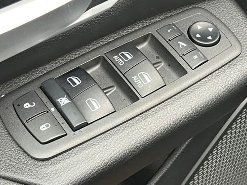 Used 2021 RAM 1500 Big Horn image 20