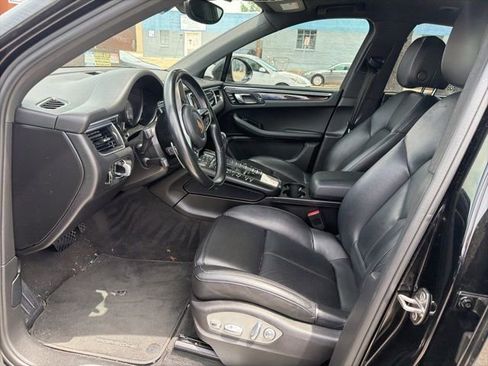 Used 2017 Porsche Macan S AWD/4WD image 9