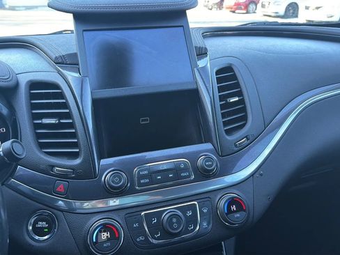 Used 2018 Chevrolet Impala LT image 38