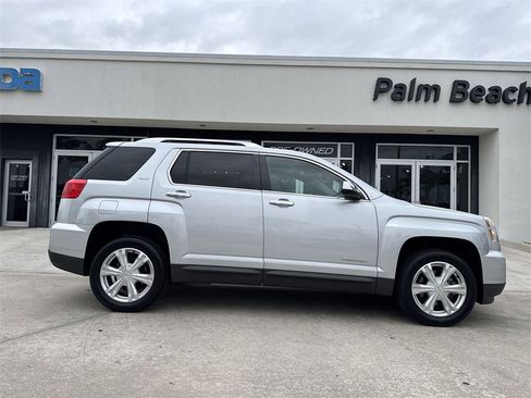 Used 2016 GMC Terrain SLT w/ Open Road Package image 24