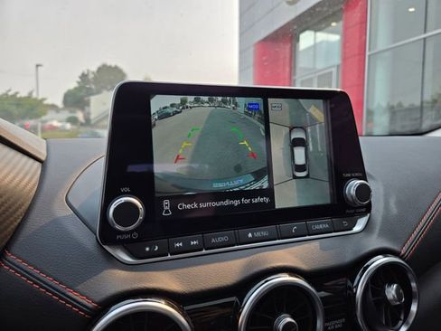 New 2025 Nissan Sentra SR w/ SR Premium Package image 18