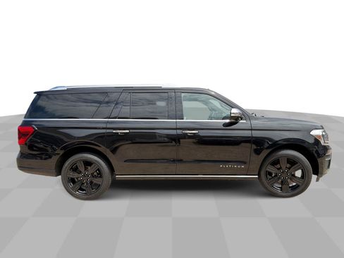 Used 2022 Ford Expedition Max Platinum AWD/4WD image 9