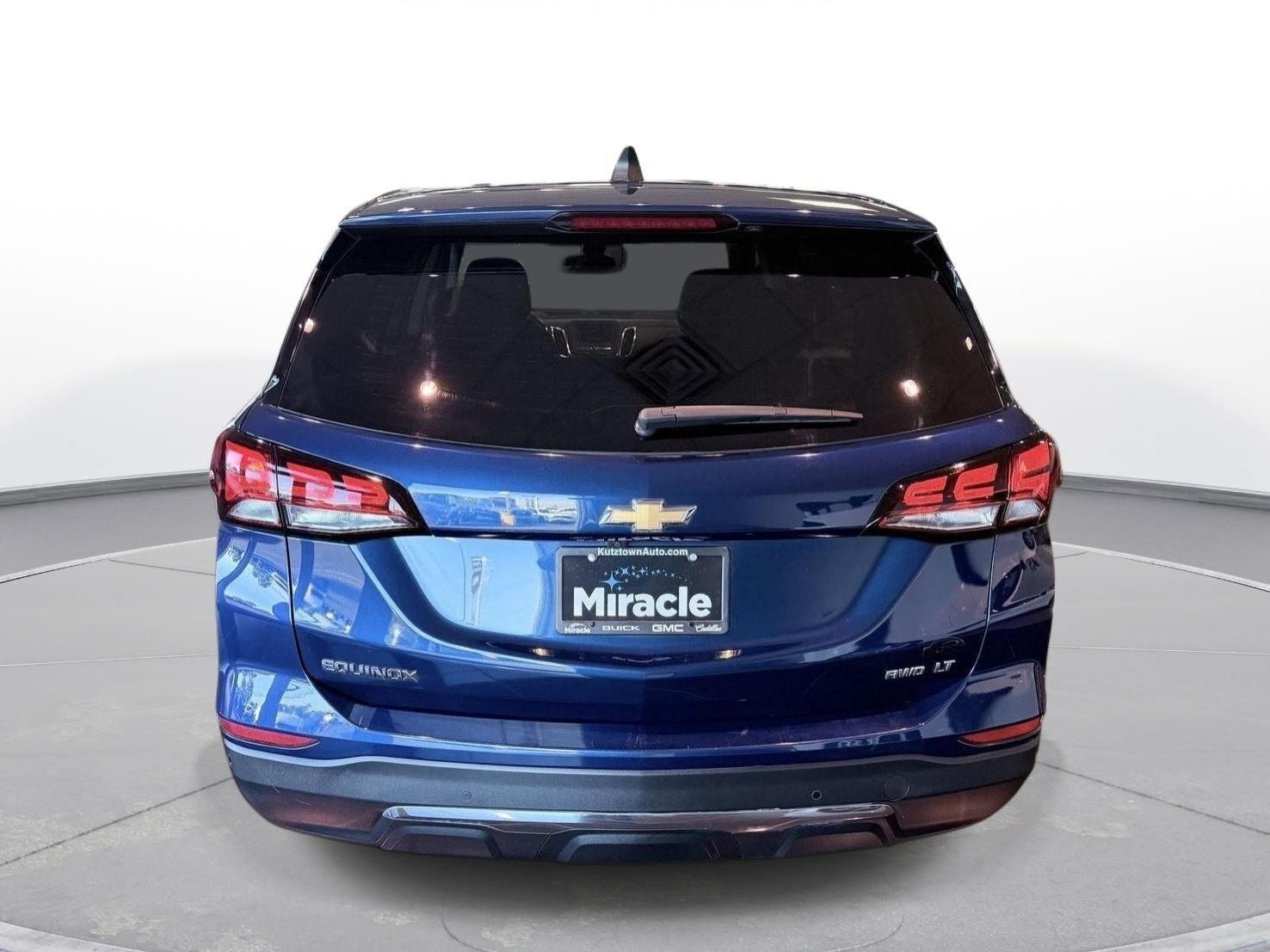 Used 2023 Chevrolet Equinox LT AWD/4WD image 15