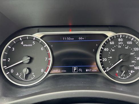 Used 2024 Nissan Sentra SV image 12