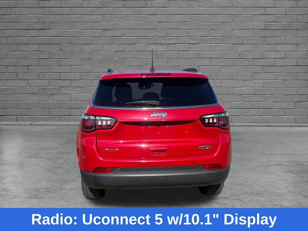 Used 2023 Jeep Compass Latitude w/ Convenience Group AWD/4WD image 8
