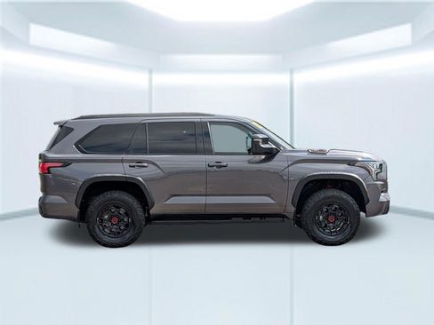 Used 2023 Toyota Sequoia TRD Pro AWD/4WD image 8