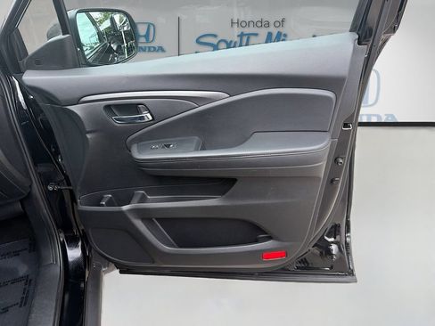 Used 2023 Honda Ridgeline RTL image 33