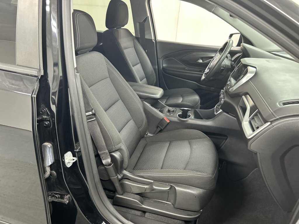 Certified 2023 GMC Terrain SLE w/ Driver Convenience Package AWD/4WD image 22