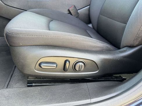 Used 2023 Chevrolet Malibu LT image 20