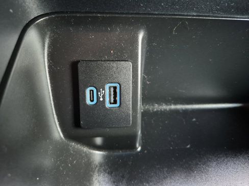 Used 2024 Ford F150 STX image 20