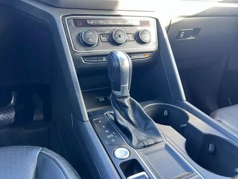 Used 2019 Volkswagen Atlas SE FWD image 44
