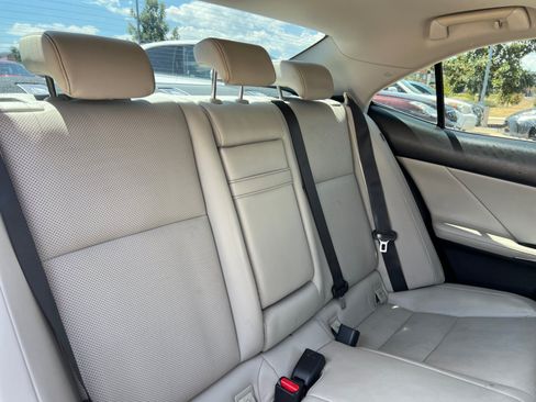 Used 2014 Lexus IS 250 AWD w/ Premium Package image 18