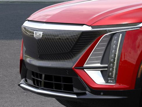 New 2025 Cadillac Lyriq Luxury image 13