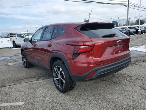 Used 2024 Chevrolet Trax RS image 6