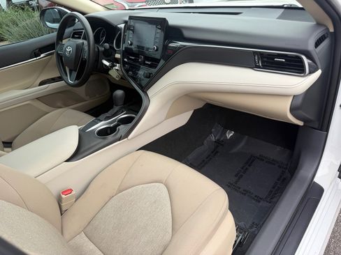 Used 2024 Toyota Camry LE image 22