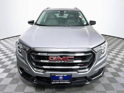 Used 2023 GMC Terrain AT4 image 2