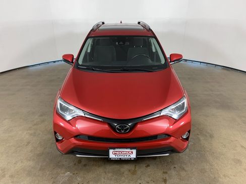 Used 2017 Toyota RAV4 XLE image 4