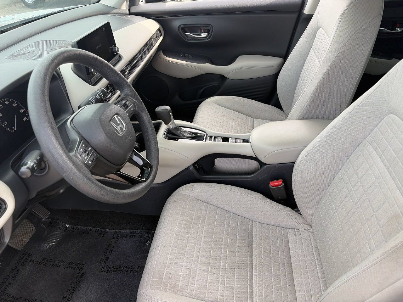 Used 2025 Honda HR-V LX image 18