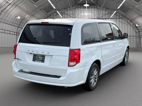 Used 2014 Dodge Grand Caravan SE image 7
