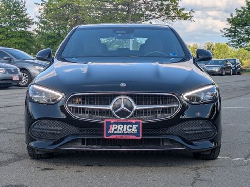 Used 2025 Mercedes-Benz C 300 4MATIC Sedan image 2