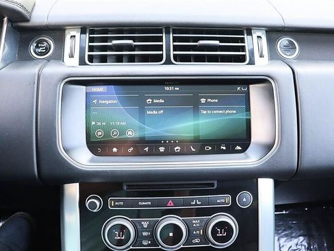 Used 2017 Land Rover Range Rover Supercharged AWD/4WD image 18