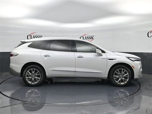 Used 2023 Buick Enclave Premium w/ Experience Buick Package image 6
