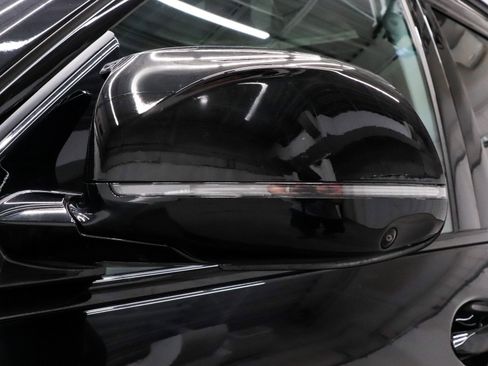 Used 2026 BMW X7 M60i image 47