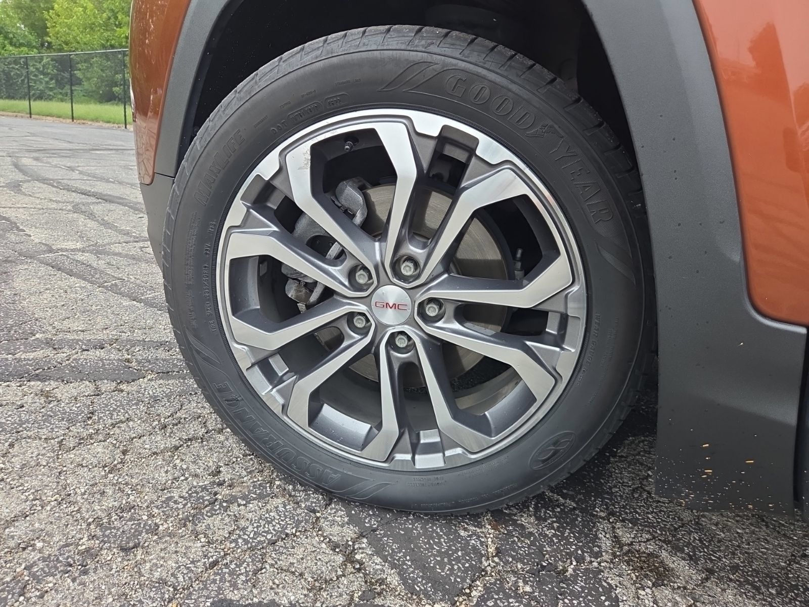 Used 2019 GMC Terrain SLT w/ Preferred Package FWD image 16