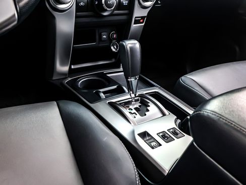 Used 2023 Toyota 4Runner SR5 Premium image 7