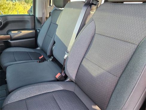 Used 2022 Chevrolet Silverado 1500 LT image 7