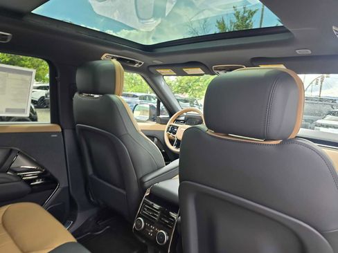 New 2026 Land Rover Range Rover Sport Dynamic SE AWD/4WD image 15