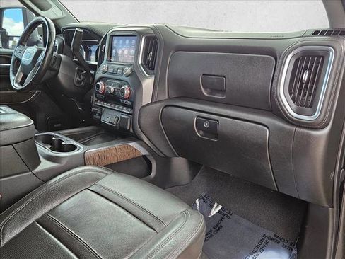 Used 2021 GMC Sierra 3500 Denali w/ Denali Ultimate Package AWD/4WD image 22