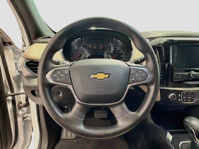 Used 2024 Chevrolet Traverse LS w/ Safety Package AWD/4WD image 9