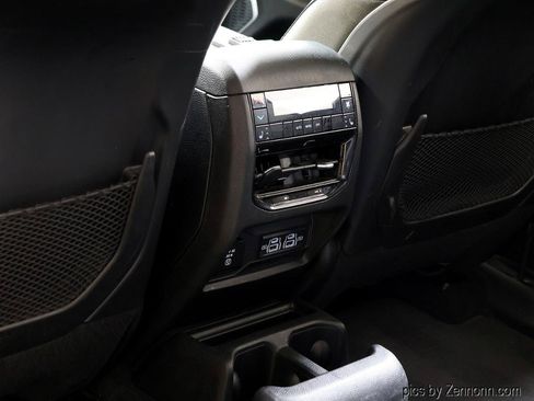 Used 2021 Jeep Grand Cherokee L Limited AWD/4WD image 14