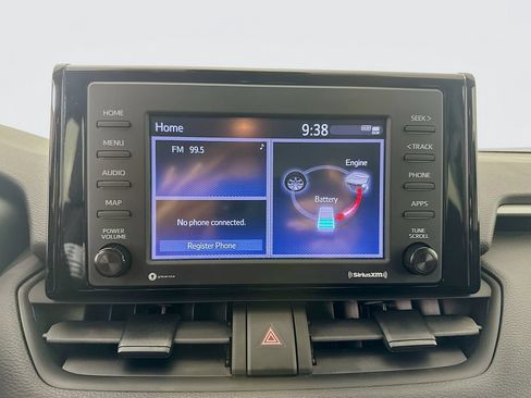 Used 2021 Toyota RAV4 LE AWD/4WD image 12