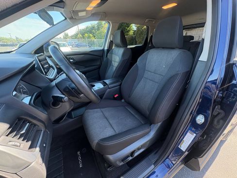 Used 2025 Nissan Rogue SV FWD image 38