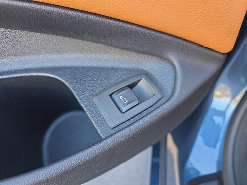 Used 2025 BMW 430i Coupe w/ M Sport Package image 28