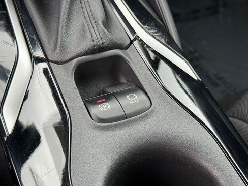 Certified 2022 Toyota Corolla LE image 25