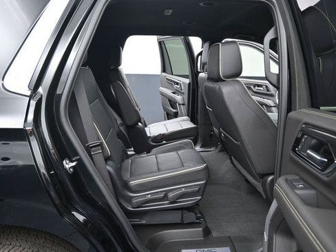 Used 2025 GMC Yukon Elevation w/ LPO, Floor Liner Package RWD image 35