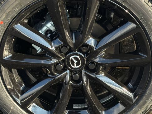 New 2026 MAZDA MAZDA3 2.5 S Hatchback w/ Premium Pkg FWD image 4