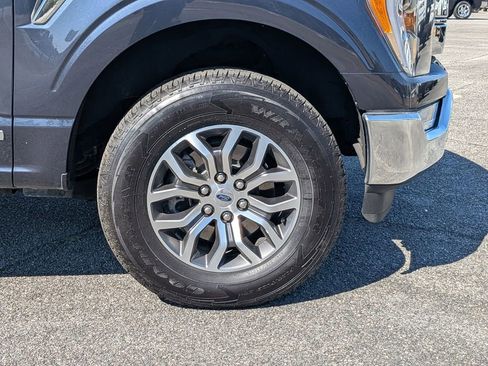 Used 2022 Ford F150 Lariat w/ Equipment Group 501A Mid image 13