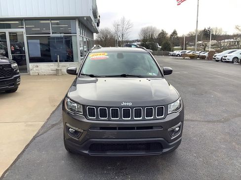 Certified 2019 Jeep Compass Latitude w/ Cold Weather Group image 2