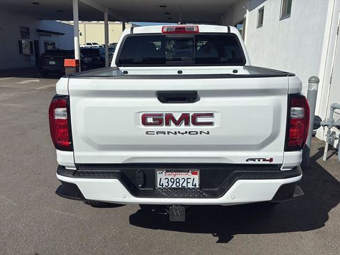 Used 2025 GMC Canyon AT4 w/ AT4 Premium Package image 4